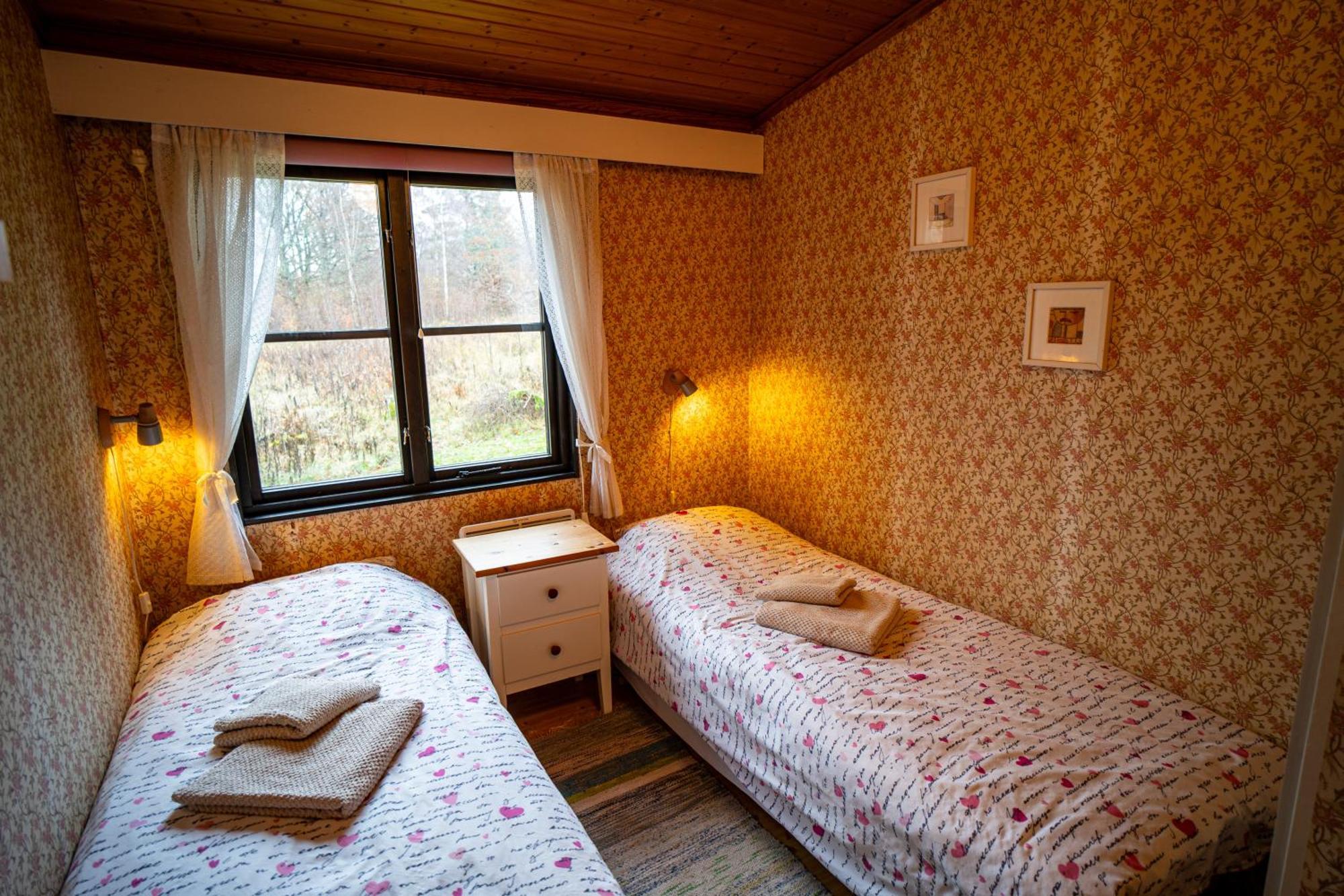 Ferienhaus Smultronsstaelle Hjo, Vaettern Exterior photo